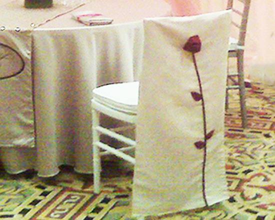 1 Single Rose Chair Caplet Rental